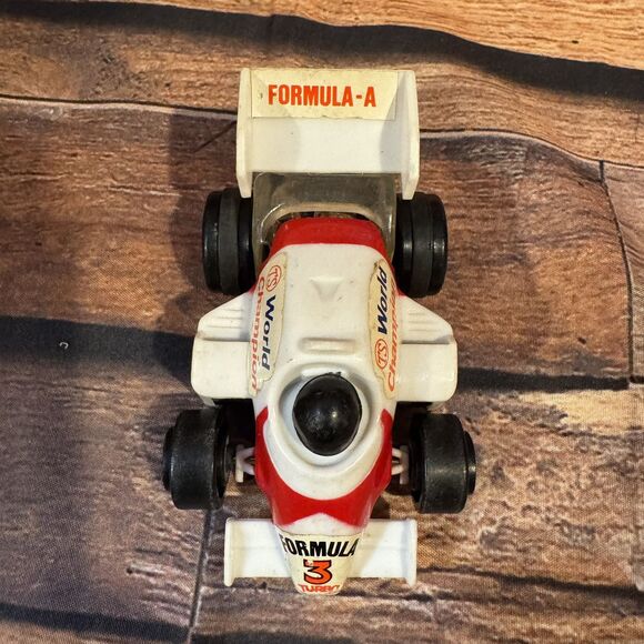 Vintage Formula A 3 Turbo Toy Race Car World Champion Friction Rev-Up F1 Racing - Picture 6 of 7